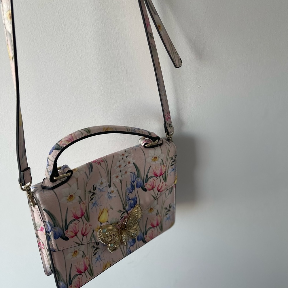 Purses - Picture 15 of 15